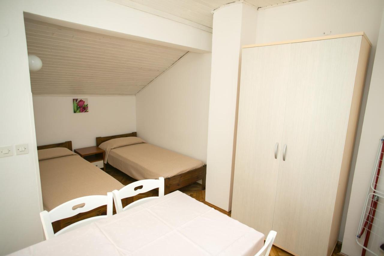 Apartments Ostrea - Ana 诺瓦利娅 外观 照片